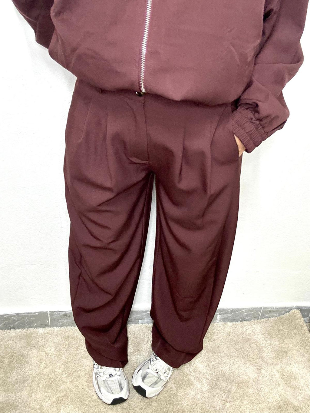 PANTALÓN BAGGY DE PINZAS