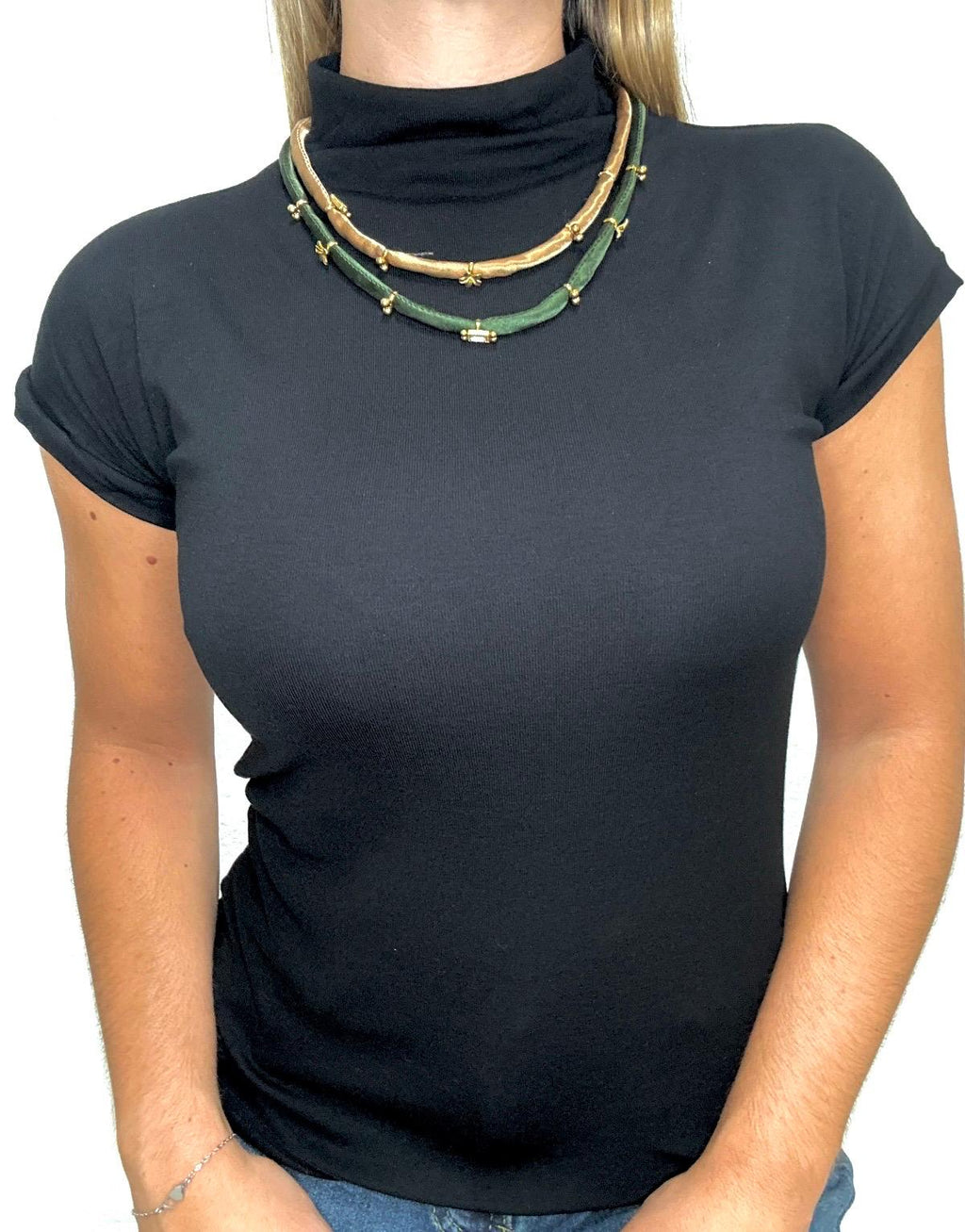 CAMISETA BASICA CUELLO